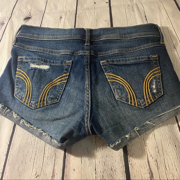 Hollister Shorts Size 0 - Picture 2 of 7